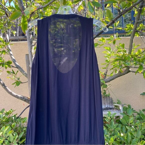 Monrow Navy Crepe Sleeveless Jumpsuit Size Medium - Excellent Condition! - Picture 5 of 10
